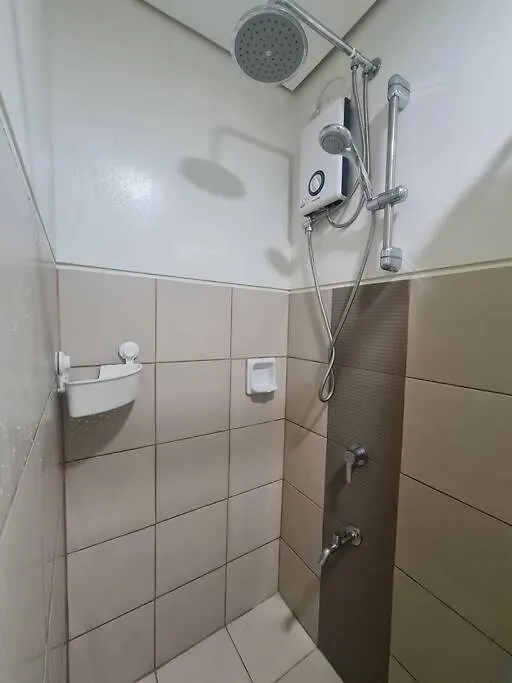 Paranaque City Chic Corner Condo Retreat Manila Appartamento