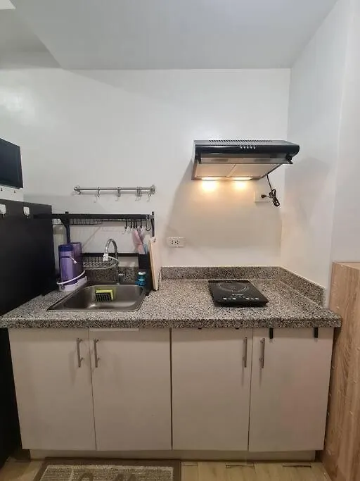 Paranaque City Chic Corner Condo Retreat Manila Apartment